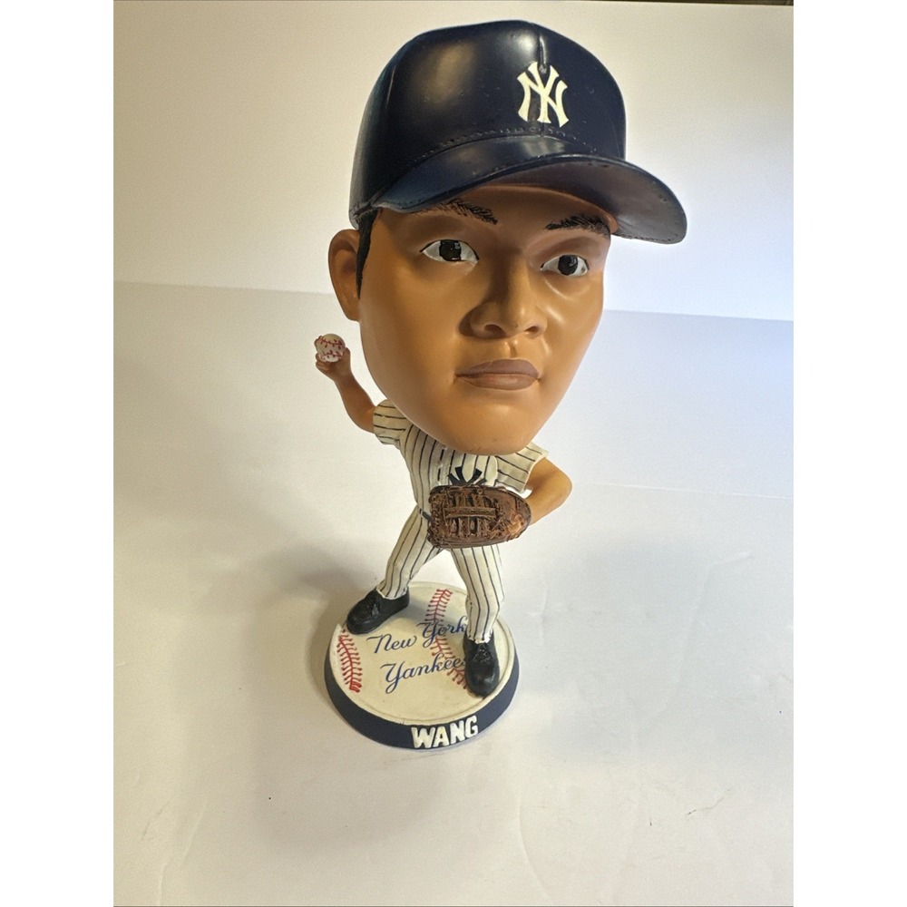 CHIEN MING WANG New York Yankees Bobble Head 2008 Forever Collectibles.